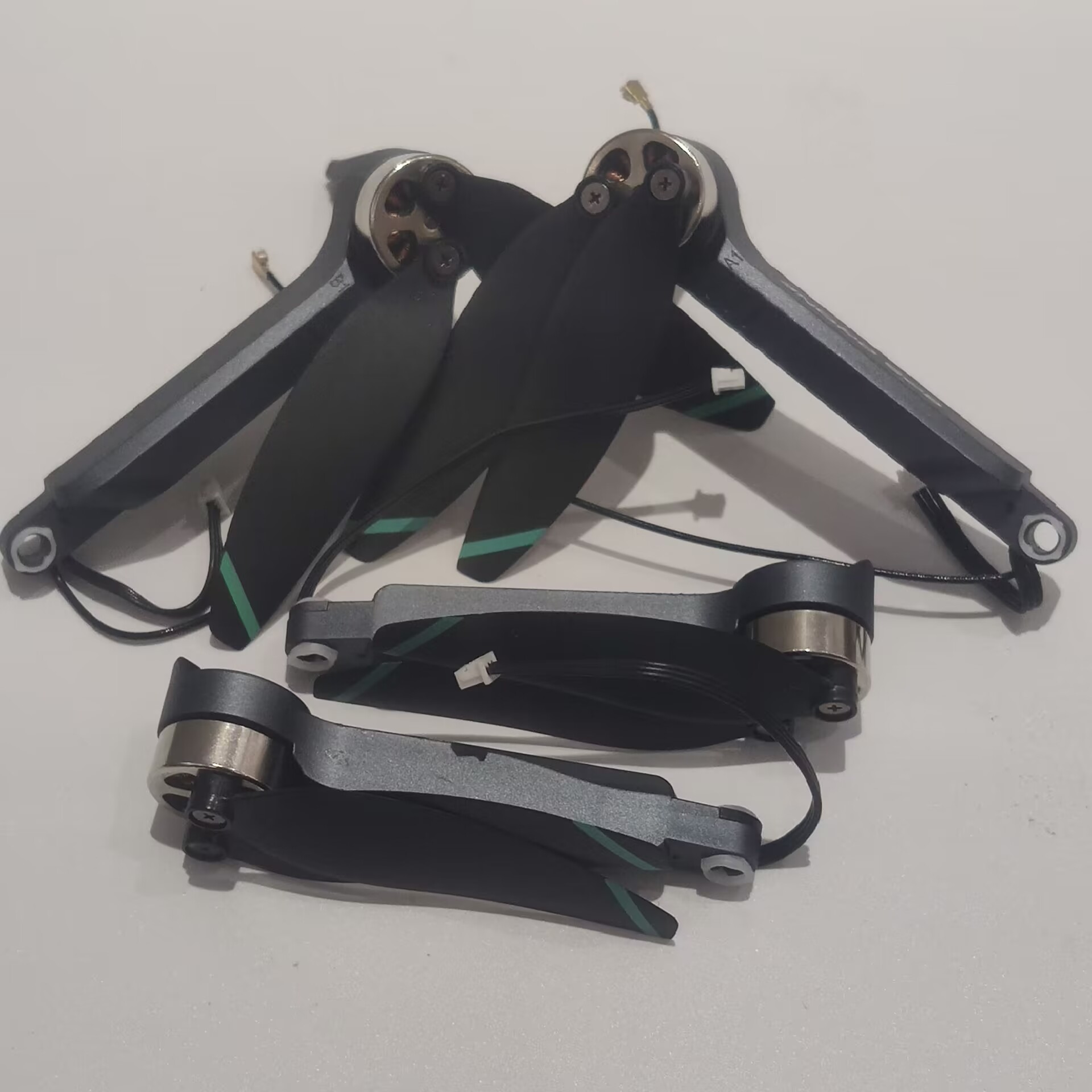 Lyzrc Drone - Bezszczotkowe ramię silnika A1/B1/A2/B2 do LYZRC